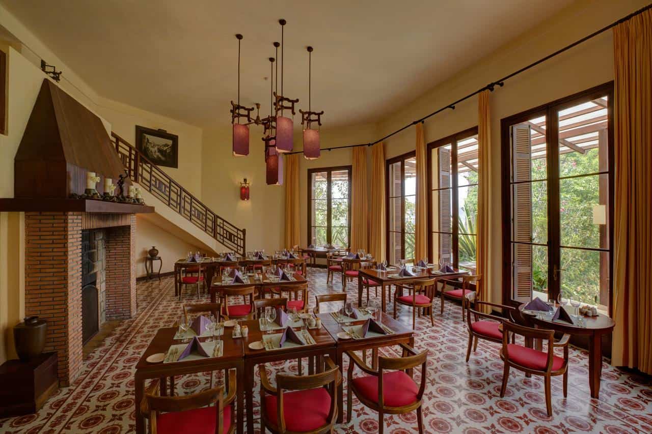 Không gian cổ điển cho những bữa ăn ngon miệng tại nhà hàng Le Petit